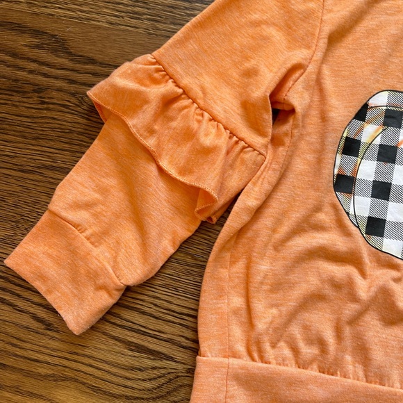 BMG Ruffle Pumpkin Top - Picture 4 of 11
